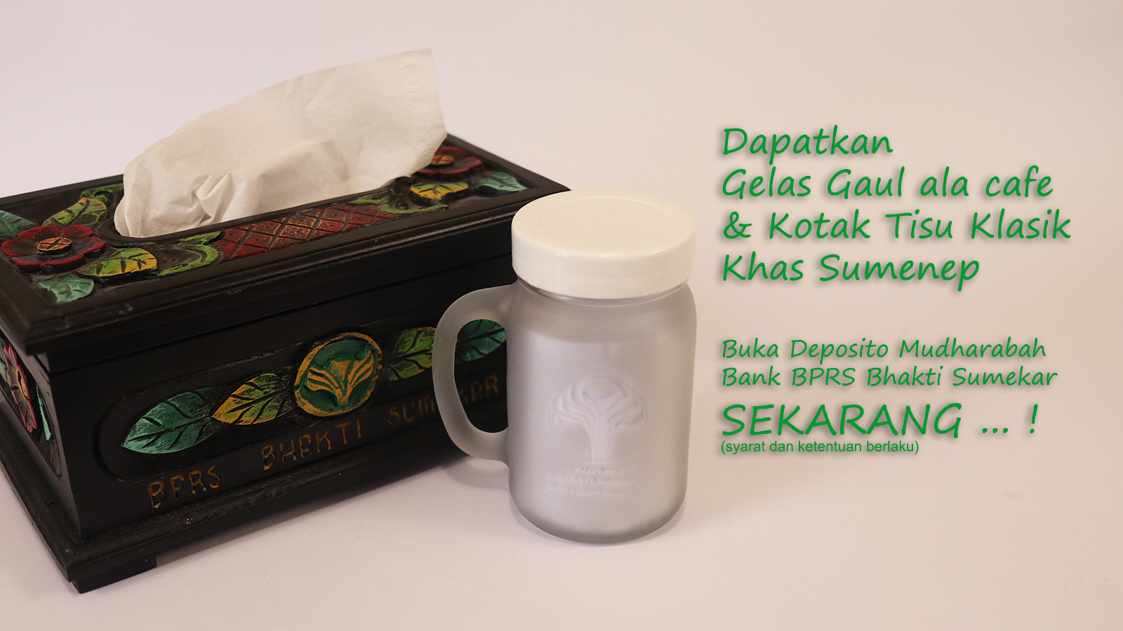 Mau gelas gaul ala cafe dan kotak tisu klasik khas Sumenep?
