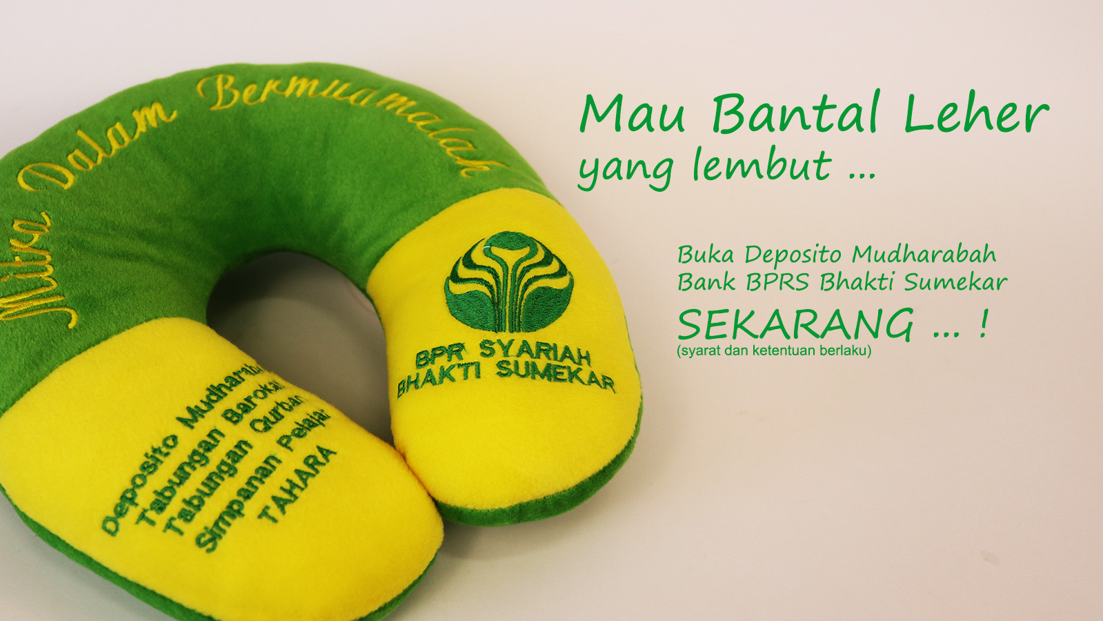 Mau bantal leher lembut menemani perjalanan Anda ...!